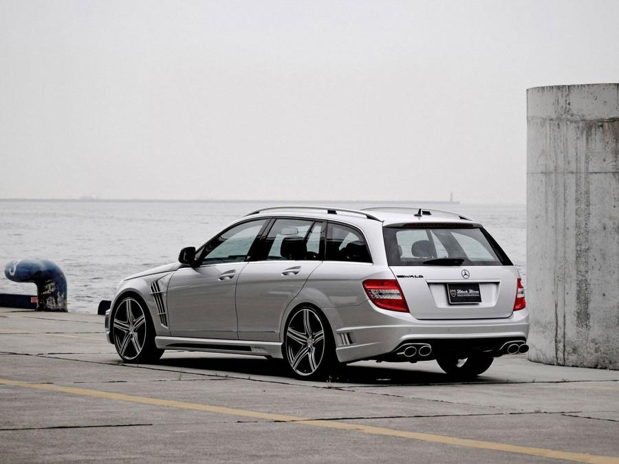  Mercedes-Benz C-Class Estate by Wald 2009 года  (фото 2 из 3)